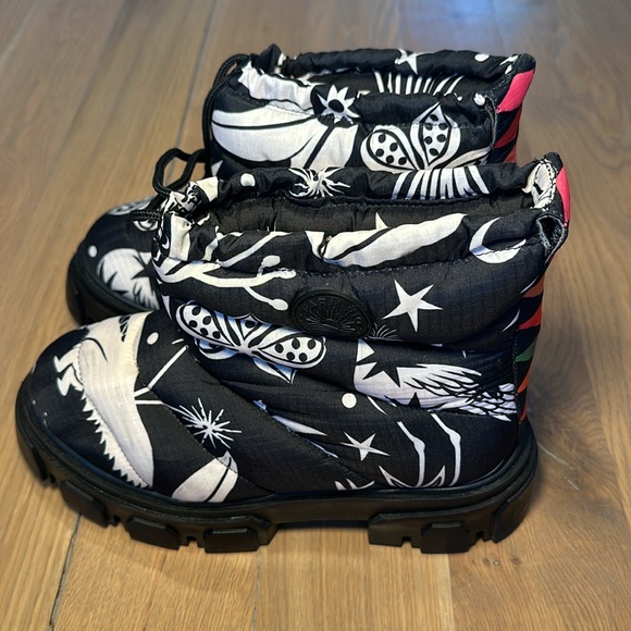 FARM Rio Lug Sole Puffer Bootie In Cerrado Sky Black - Picture 4 of 9